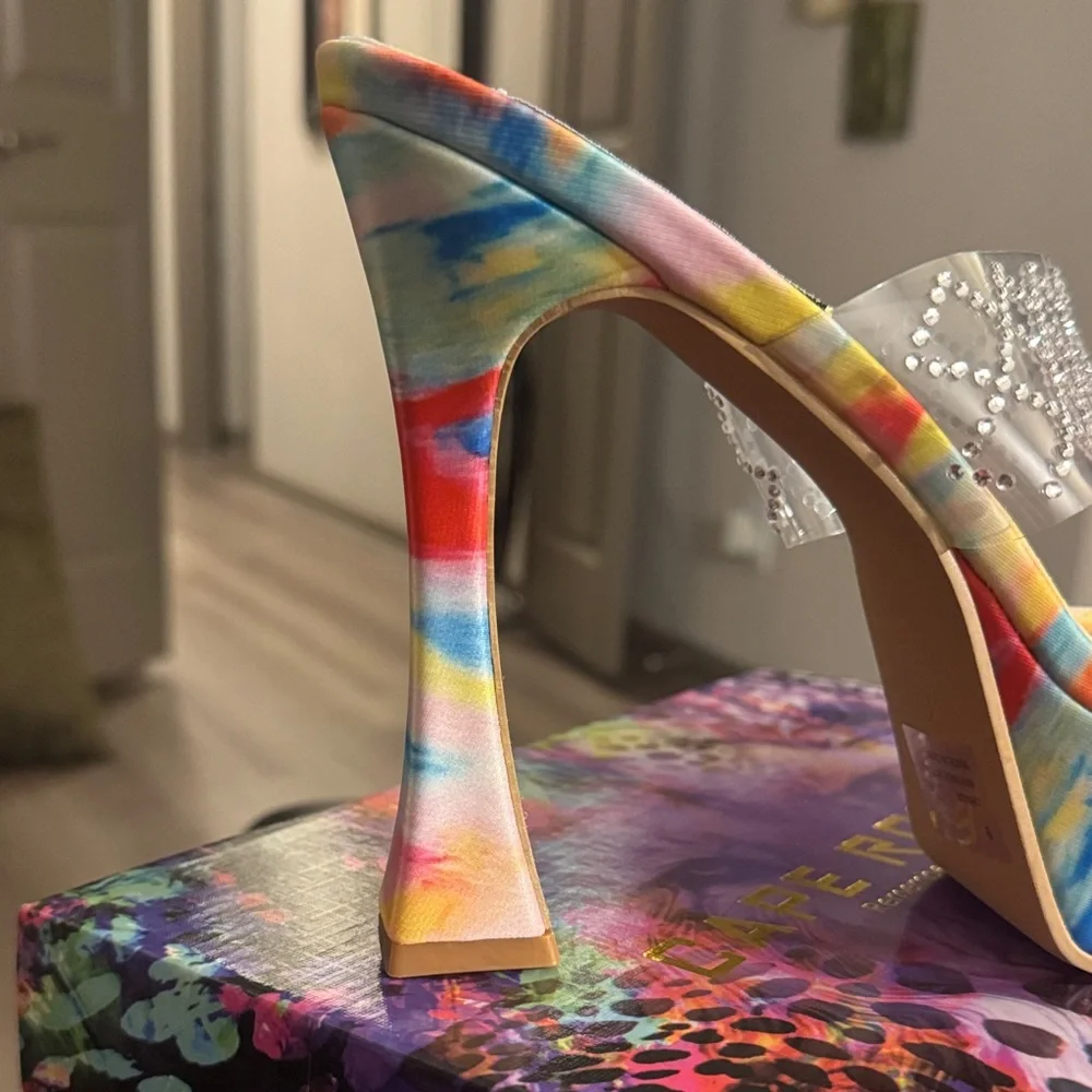 🔥Cape Robbin Risk Platform Shoes Size 9 US Rainbow Dancer Shoes🔥 BRAND NEW